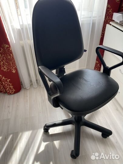 Компьютерное кресло бу