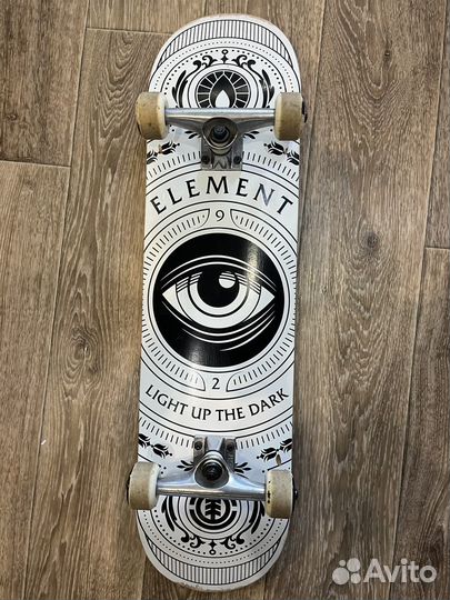 Скейтборд element