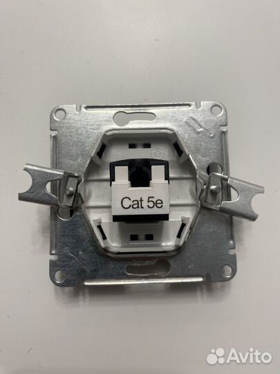 Розетка для интернета Schneider Electric