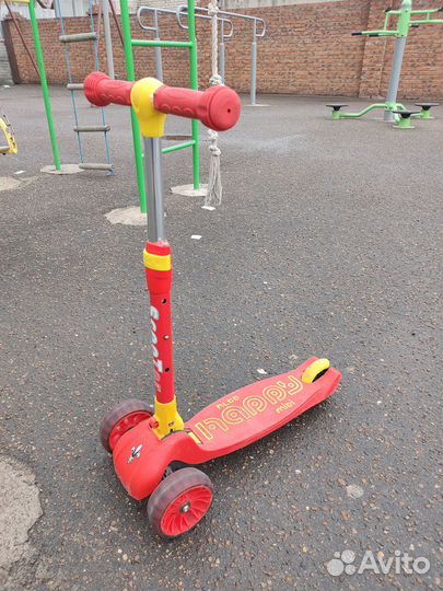 Самокат 3х колесный Scooter