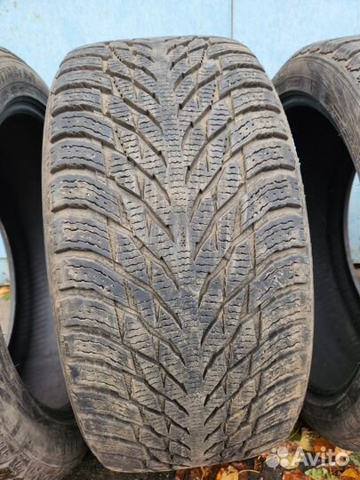 Nokian Tyres Hakkapeliitta R3 SUV 275/40 R21 и 295/35 R21