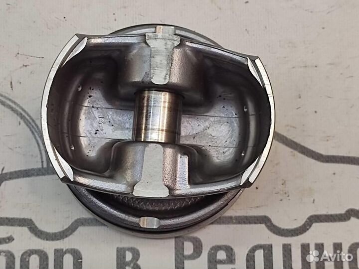 Поршень бензин w221 S-class 156.984