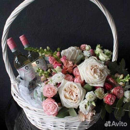 Корзина с цветами
