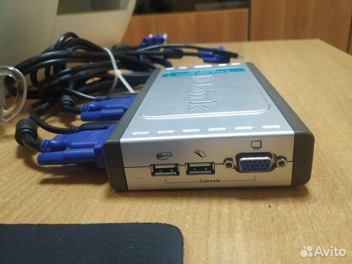 Kvm-переключатель D-link dkvm-4U