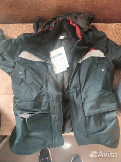 Защитный костюм