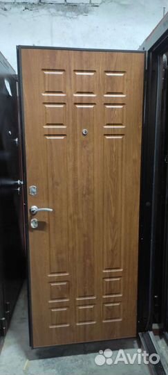 Дверь входная с установкой