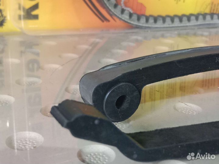 Успокоитель и направляющая цепи грм на мотоцикл