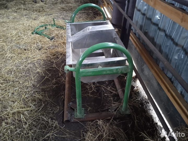 Поилки с подогревом для крс, телят, коз