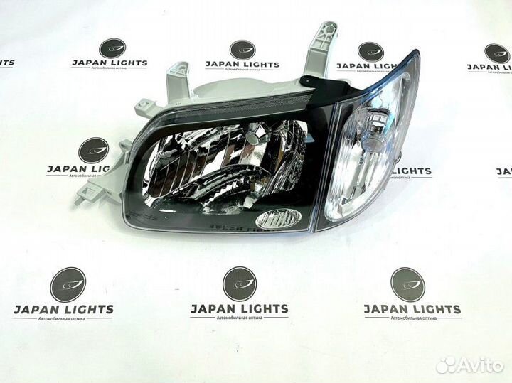 Фары хрустальные передние Toyota Town Ace Lite Ace