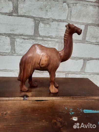 Сувенир из дерева