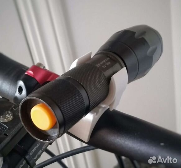 Крепление для фонаря на велосипед