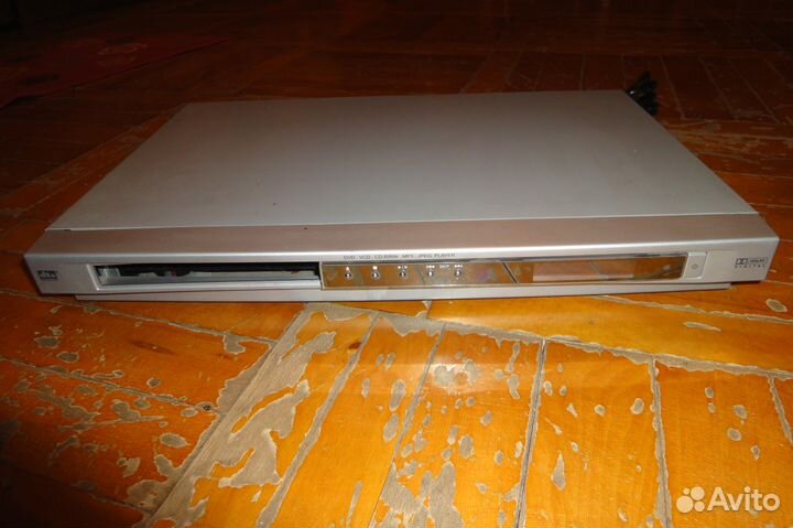 Видеоплеер и Видеомагнитофон