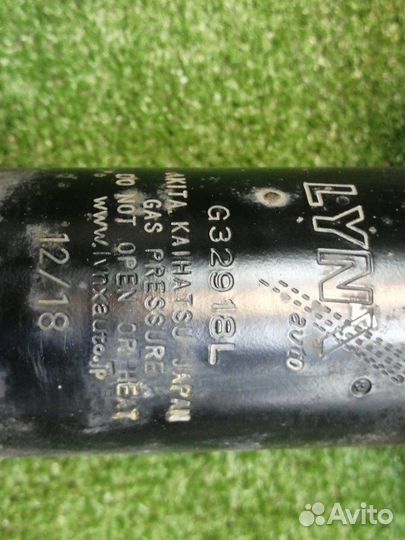 Амортизатор передний левый Opel Astra J 2010-2017