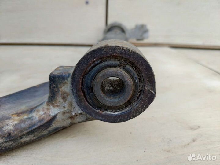 Рычаги подвески передние Peugeot 406