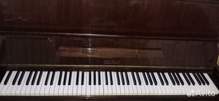 Пианино Petrof