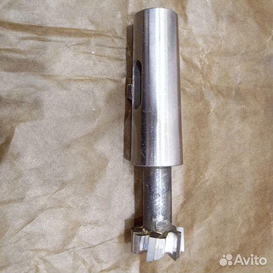 Оправка исо50-км5 c фрезами