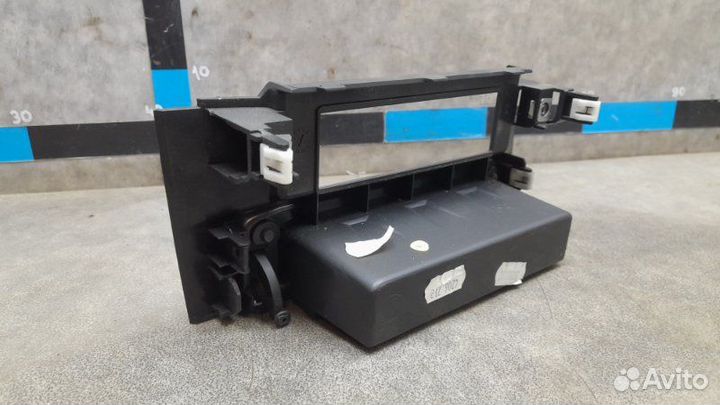 Ящик передней консоли Citroen C4 2 1.6 EP6 (120)