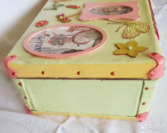 Чемодан и клетка декоративные