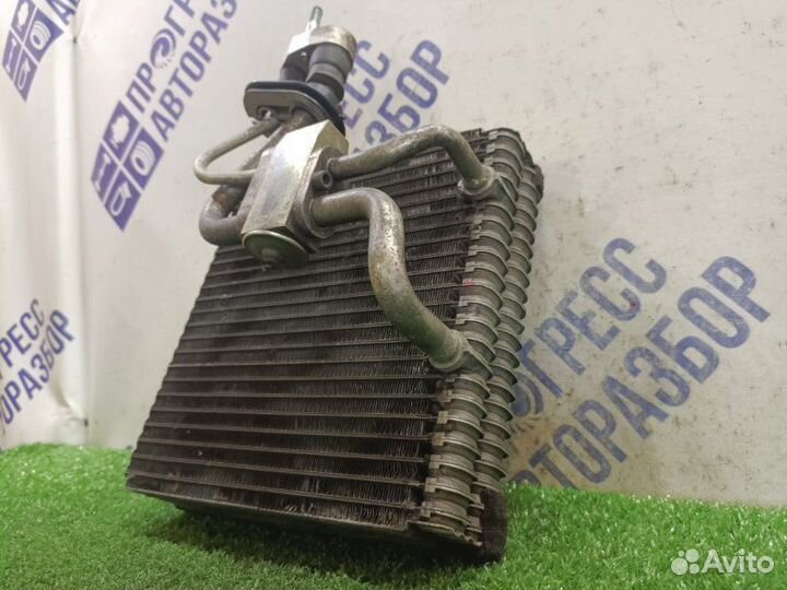 Радиатор кондиционера Hyundai Terracan внедорожник