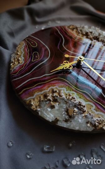 Часы настенные из эпоксидной смолы