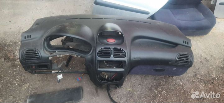 Торпеда peugeot 206