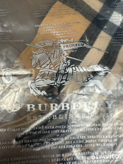 Шарф Burberry