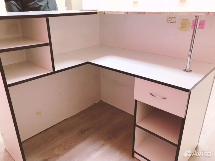 Рецепшен ресепшен стол администратора