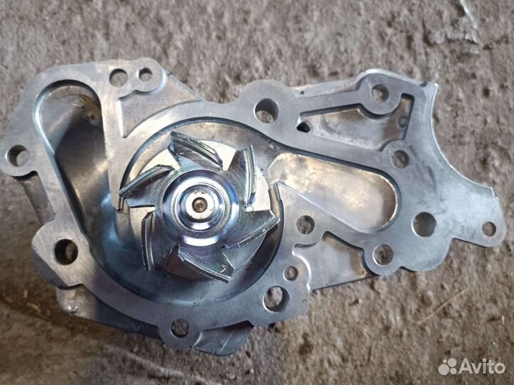 Насос водяной помпа kia hyundai 251003E001