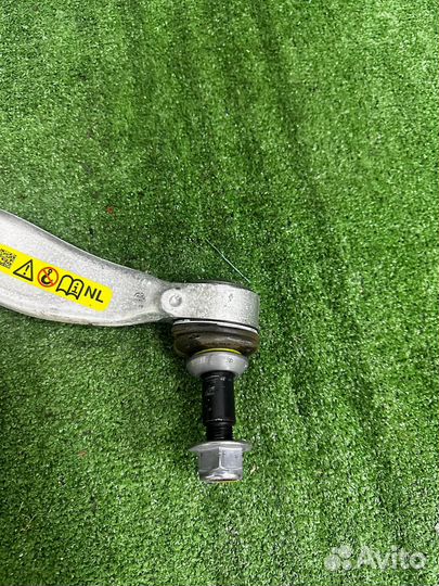 Тяга с резинометаллическим шарниром передняя левая