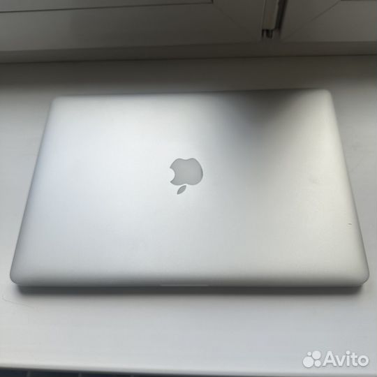 Apple MacBook Pro