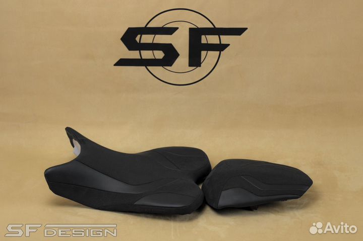 Мотосиденье Yamaha R1 Black Iron Butterfly's Wings