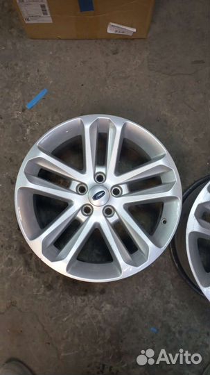 Ford Explorer R18 (7) оригинал