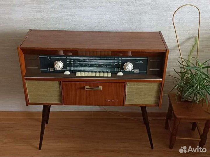 Радиола юбилейная Беларусь Р-101-л с Bluetooth