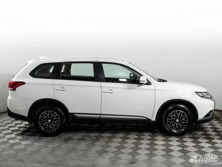 Mitsubishi Outlander 2.0 CVT, 2019, 80 000 км