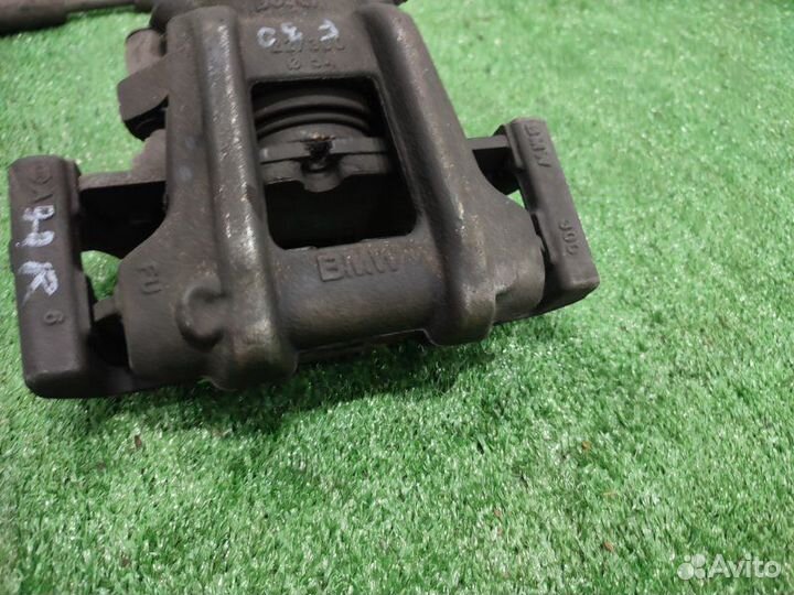 Суппорт тормозной передний правый Bmw 320I F30