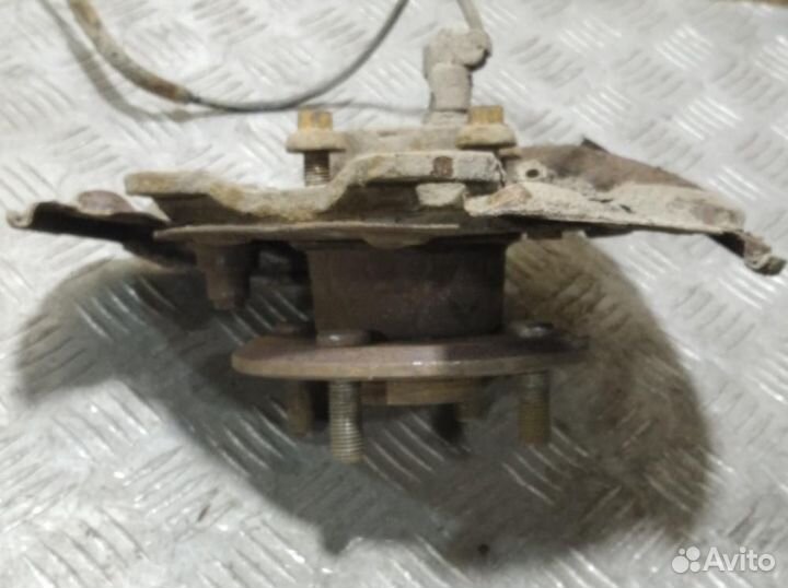 Кулак задний правый Byd F3 2006-2013