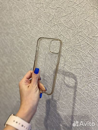 Чехол на iPhone 13