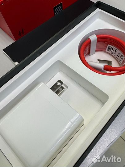 OnePlus 10 pro, 8/128 ГБ