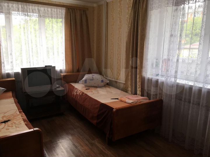 Комната 15 м² в 2-к., 2/5 эт.