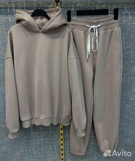 Спортивный костюм женский новый