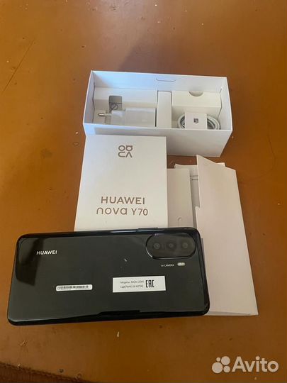 Телефон huawei nova y70