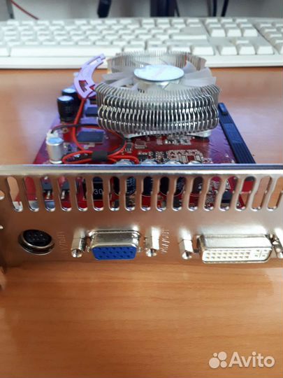 Видеокарта GeForce 9400Gt 256Mb ddr3