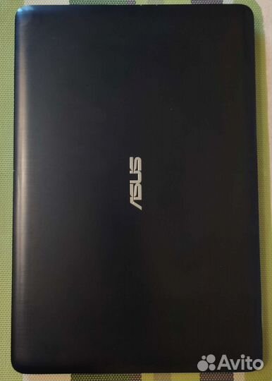 Asus i5/8gb/240gb