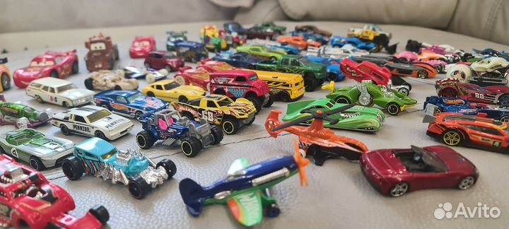 Машинки хотвилс(Hotwheels)