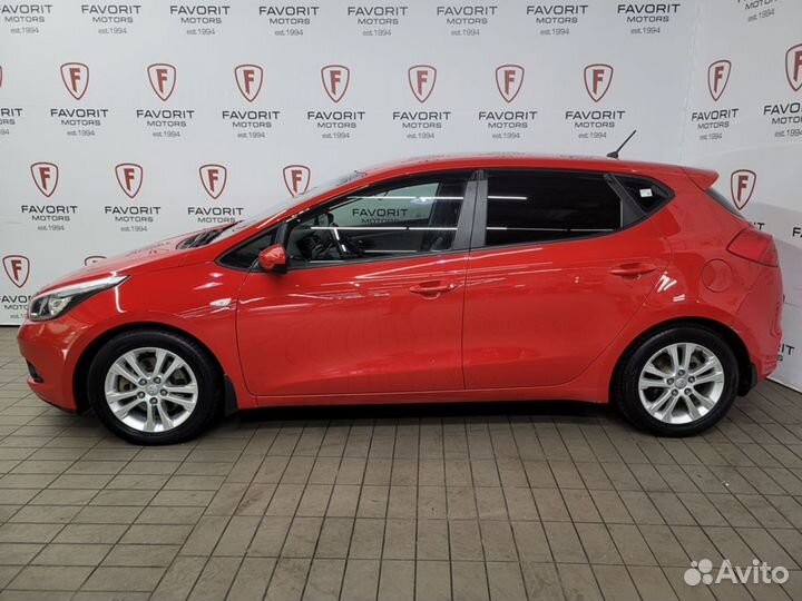 Kia Ceed 1.6 AT, 2015, 118 136 км