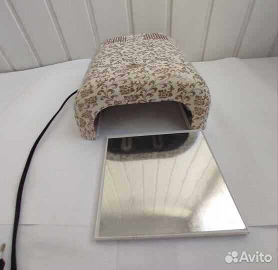 Уф лампа для ногтей