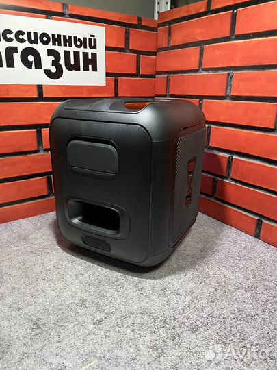 Портативная колонка JBL PartyBox Encore Essential