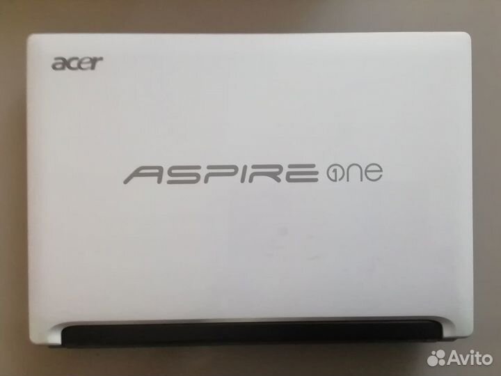 Продам нетбук Aser aspire one D255