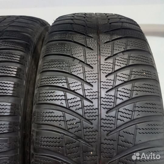 Bridgestone Blizzak LM-001 235/40 R18