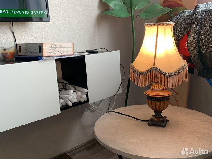 Лампа настольная